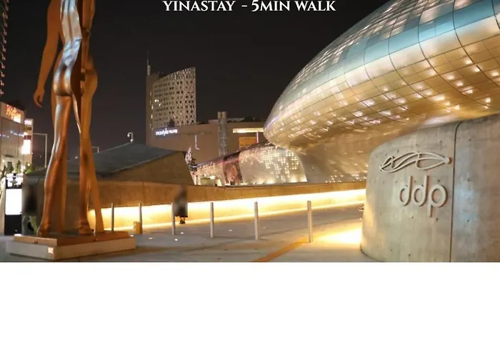 Yinastay Apartment